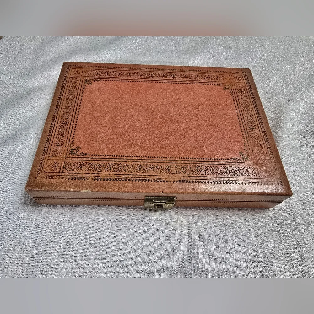 Vintage Mele MCM Salmon Pink Vinyl Exterior Jewelry Box